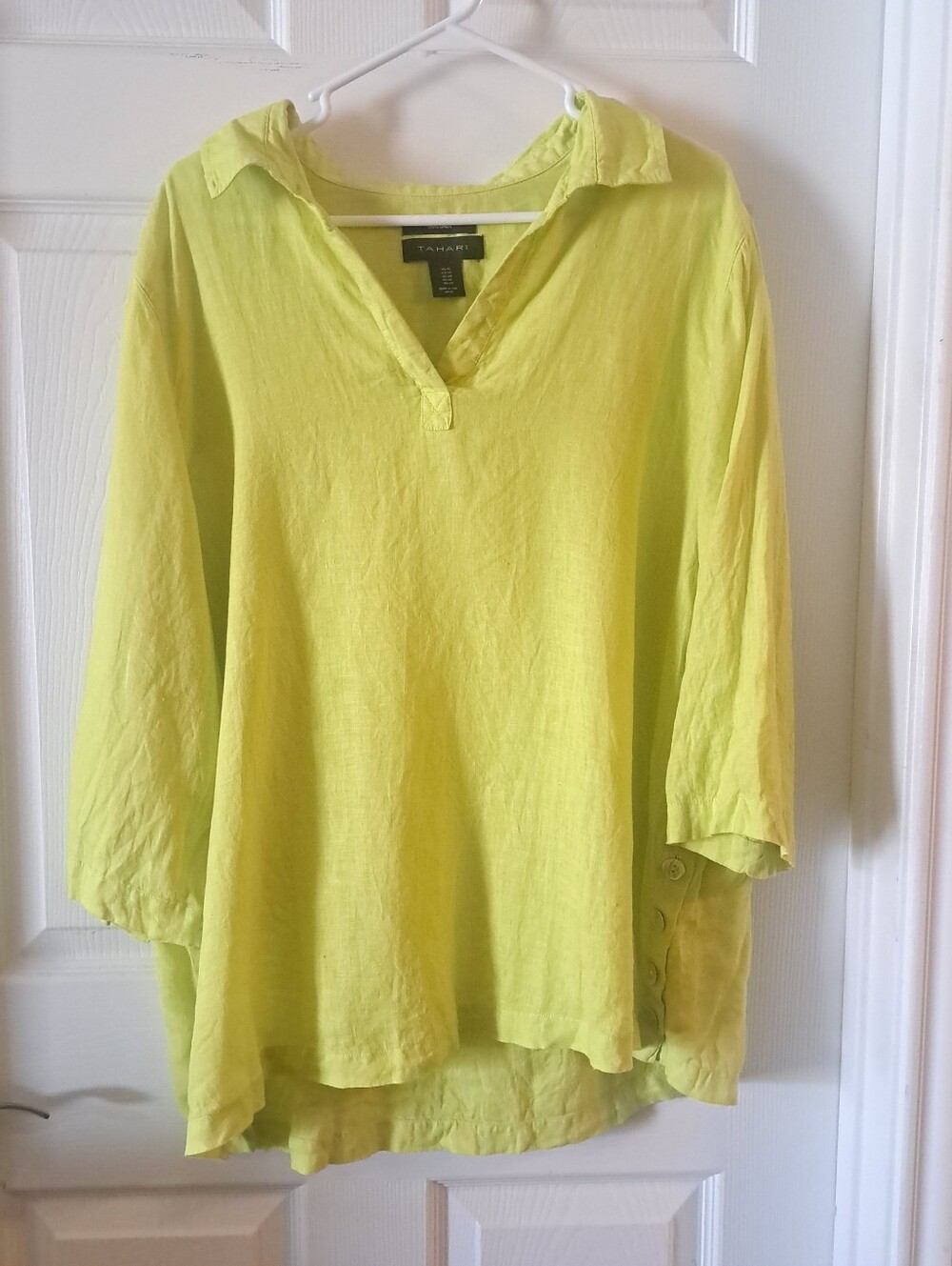 T Tahari Lime V-Neck Linen Tunic
